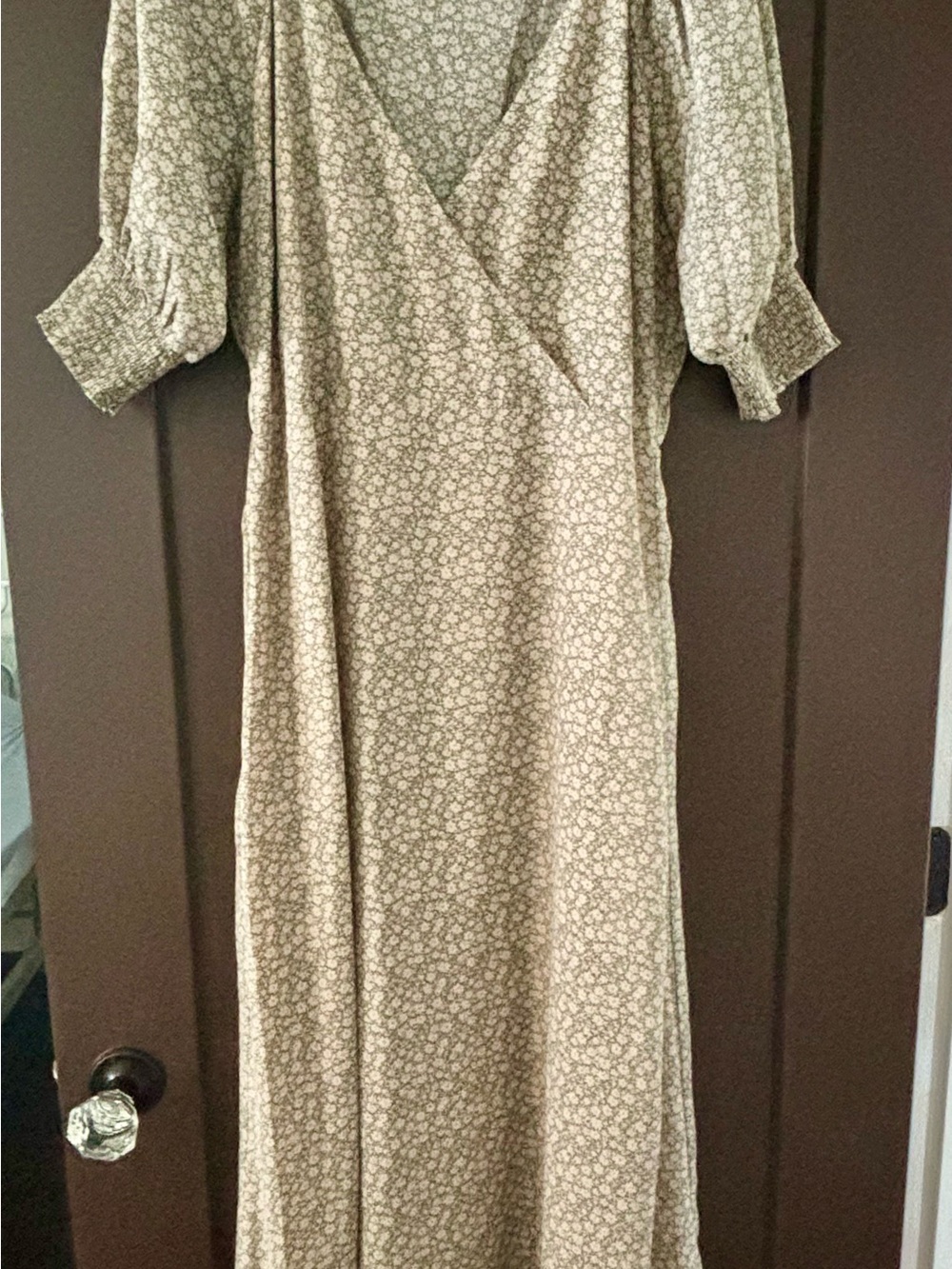 Lulu's Beige Floral Maxi Dress